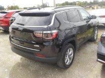 Used 2025 Jeep Compass Latitude w/ Sun & Sound Group AWD/4WD image 21