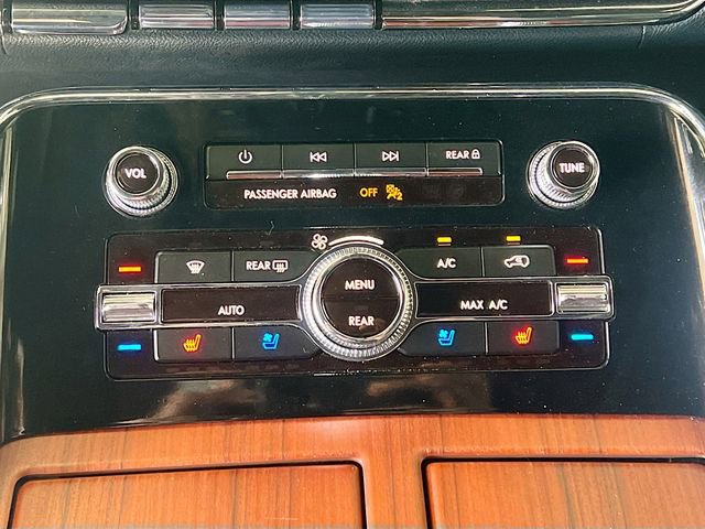 Used 2024 Lincoln Navigator Premiere image 23
