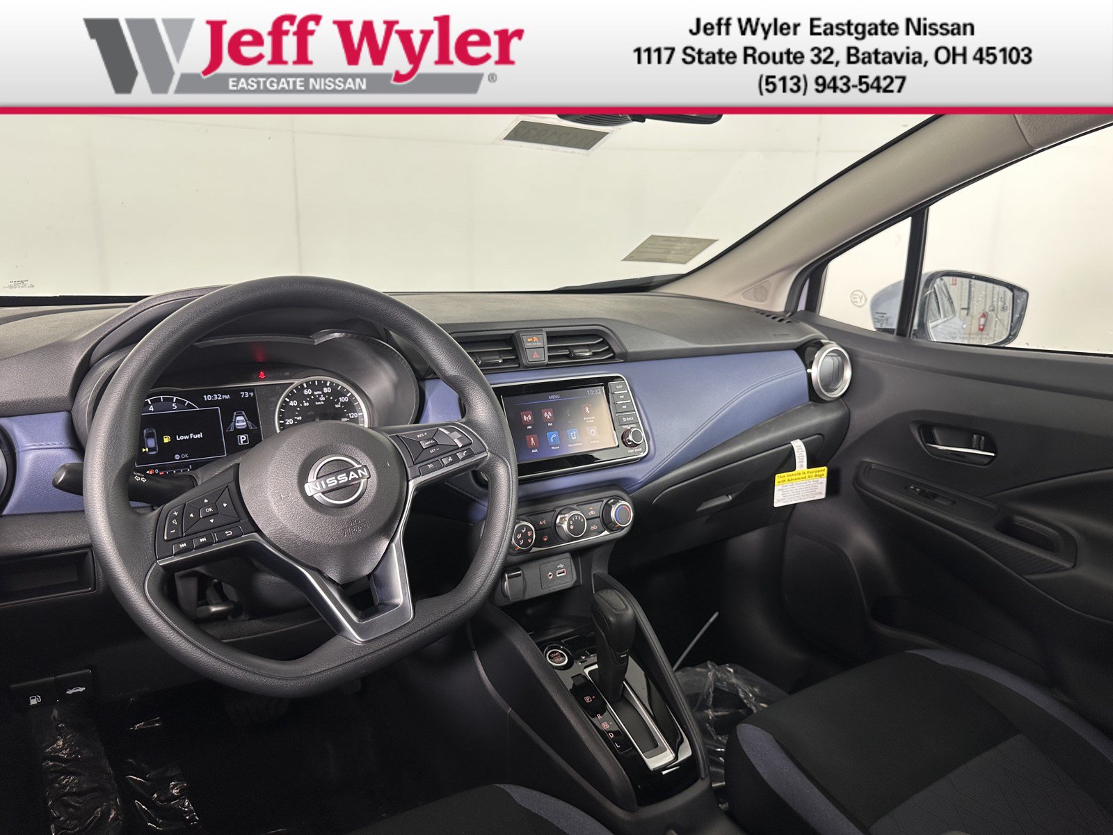 New 2025 Nissan Versa SV w/ Trunk Package FWD image 36