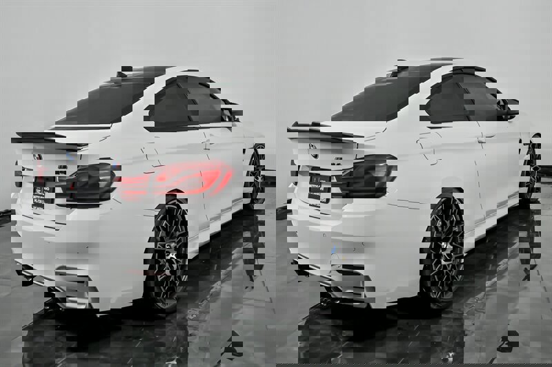 Used 2020 BMW M4 Coupe w/ Competition Package image 11