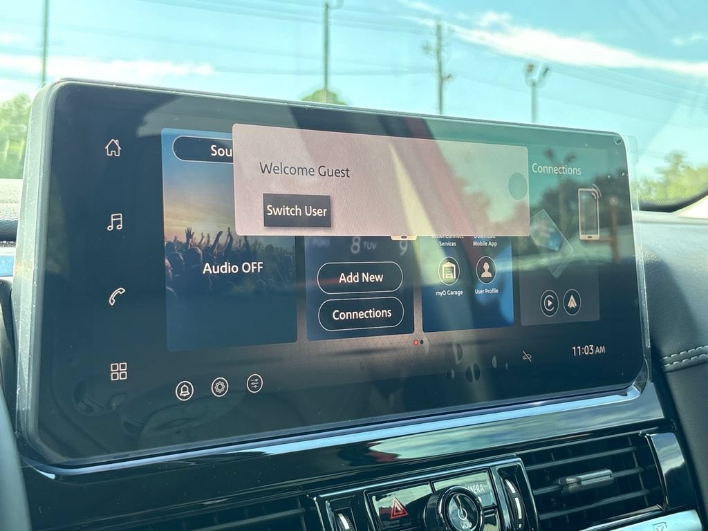New 2026 Nissan Pathfinder Platinum FWD image 16