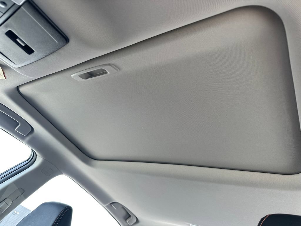 Used 2020 Nissan Altima 2.5 SR w/ Premium Package FWD image 24