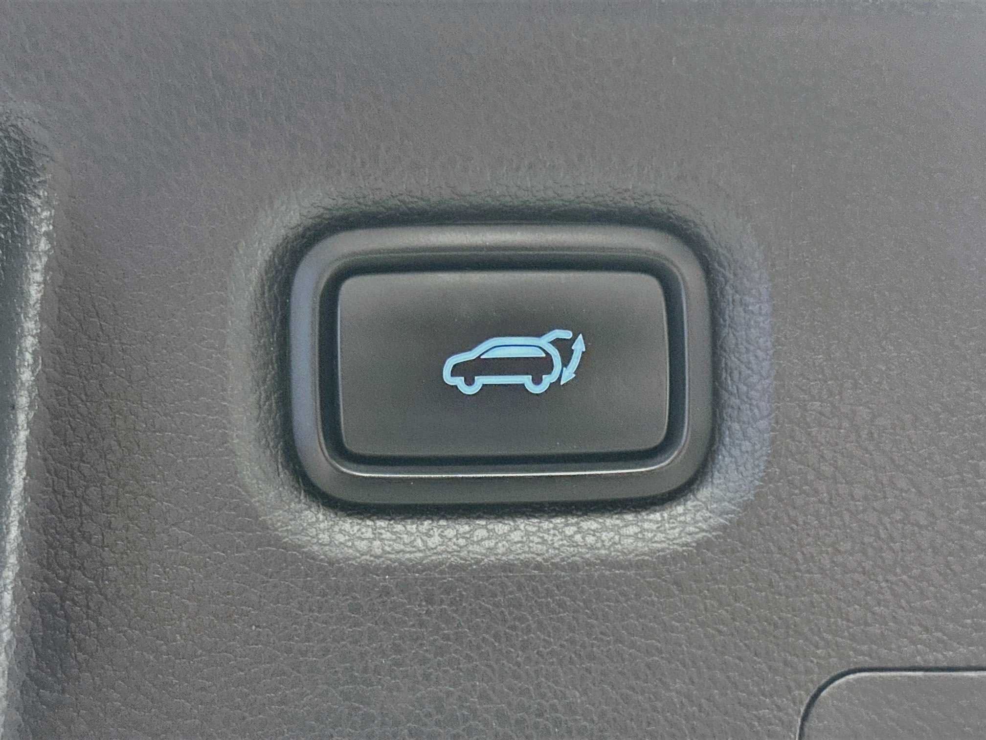Used 2022 Hyundai Santa Fe Limited AWD/4WD image 29
