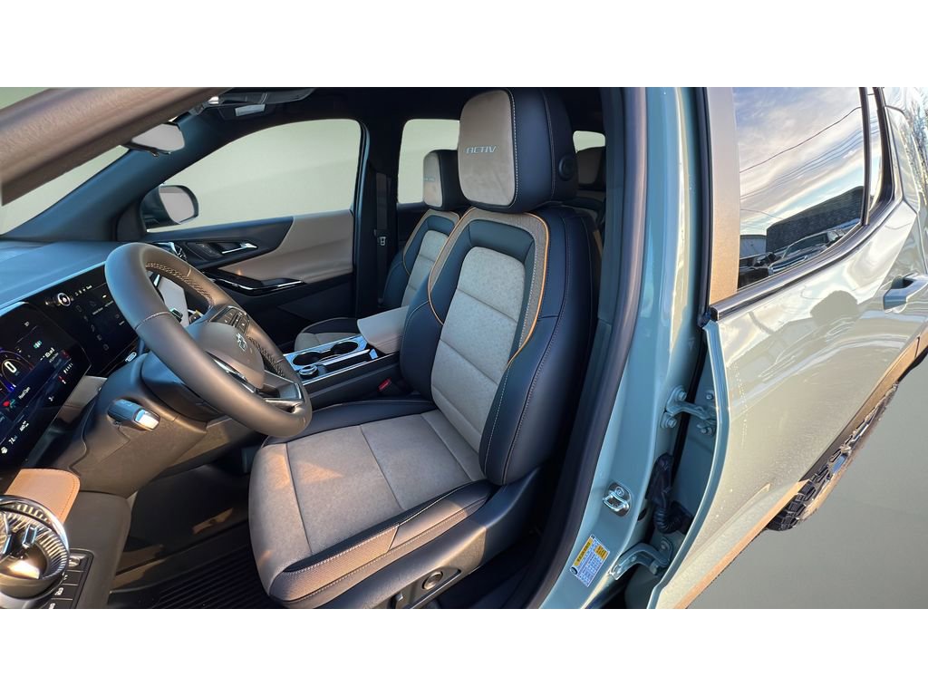 New 2026 Chevrolet Equinox ACTIV image 24