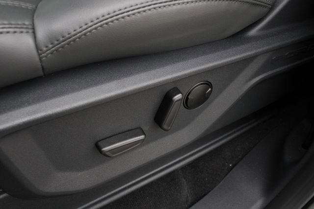 New 2026 Ford Expedition Active AWD/4WD image 3