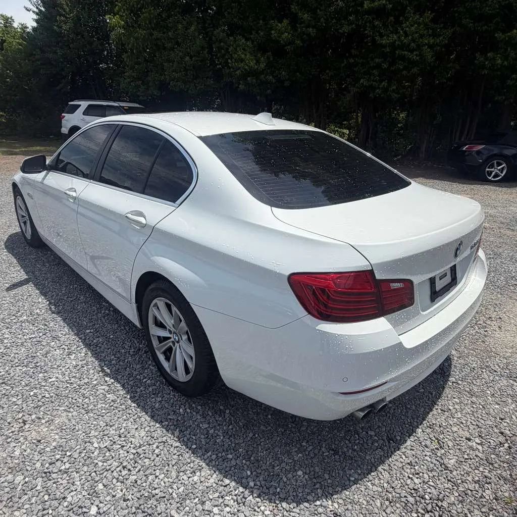 Used 2016 BMW 528i Sedan RWD image 5