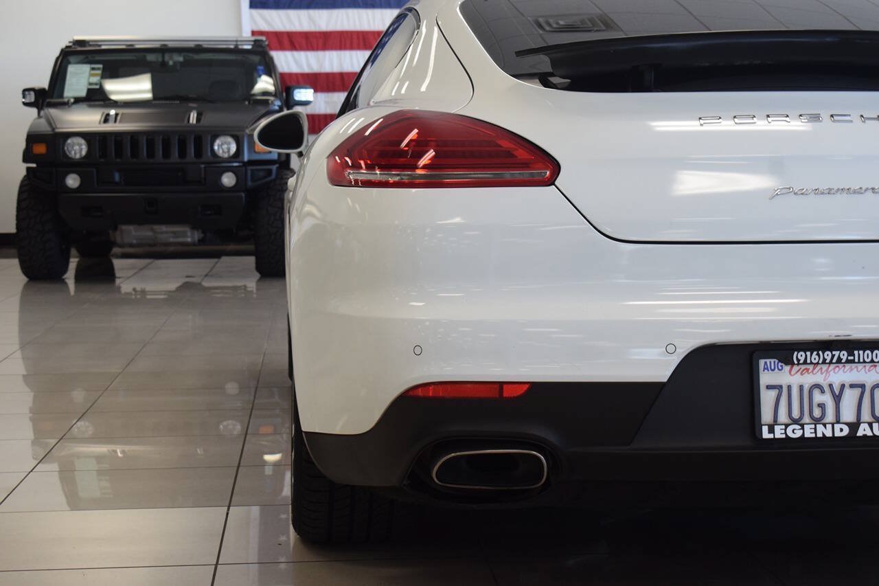 Used 2016 Porsche Panamera AWD/4WD image 30