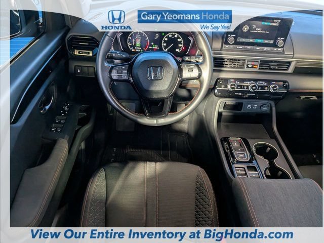 Certified 2025 Honda Pilot Sport image 19