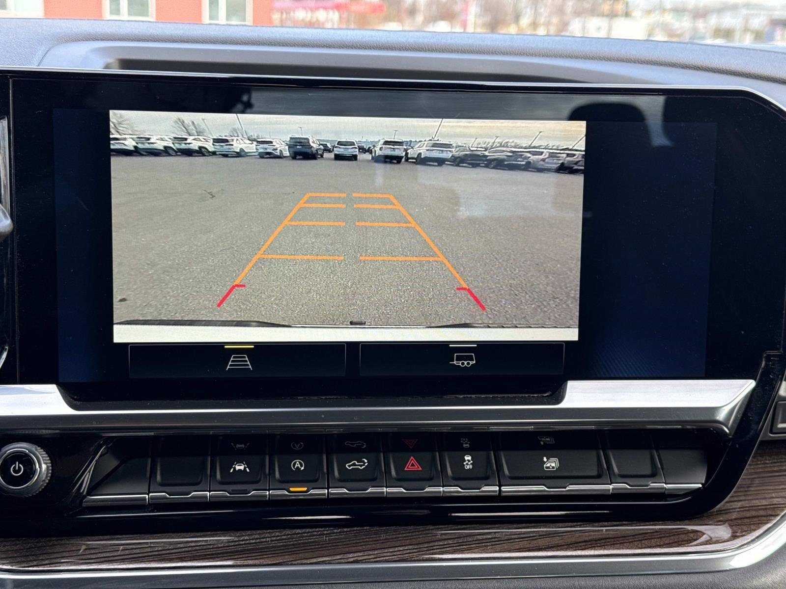 Used 2024 Chevrolet Silverado 1500 LT image 4