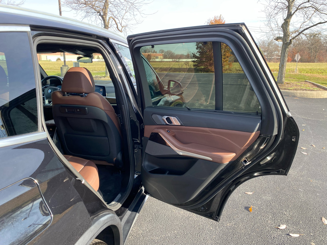 Used 2019 BMW X5 xDrive40i w/ Executive Package image 18