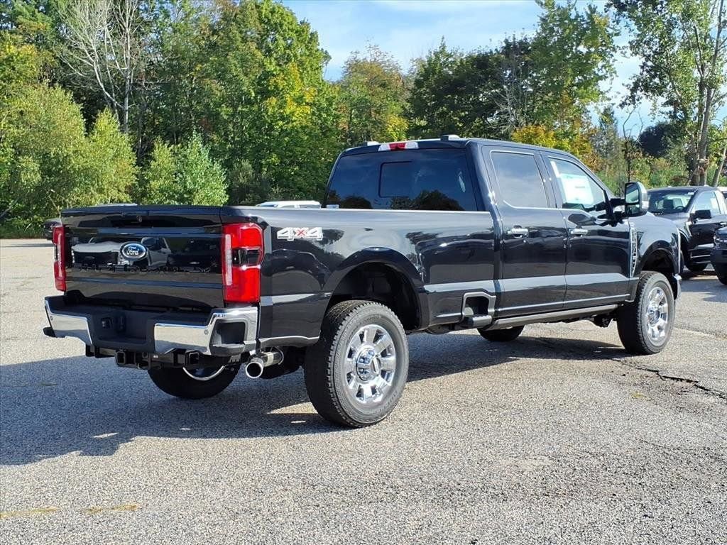 New 2026 Ford F350 Lariat w/ Chrome Package image 11