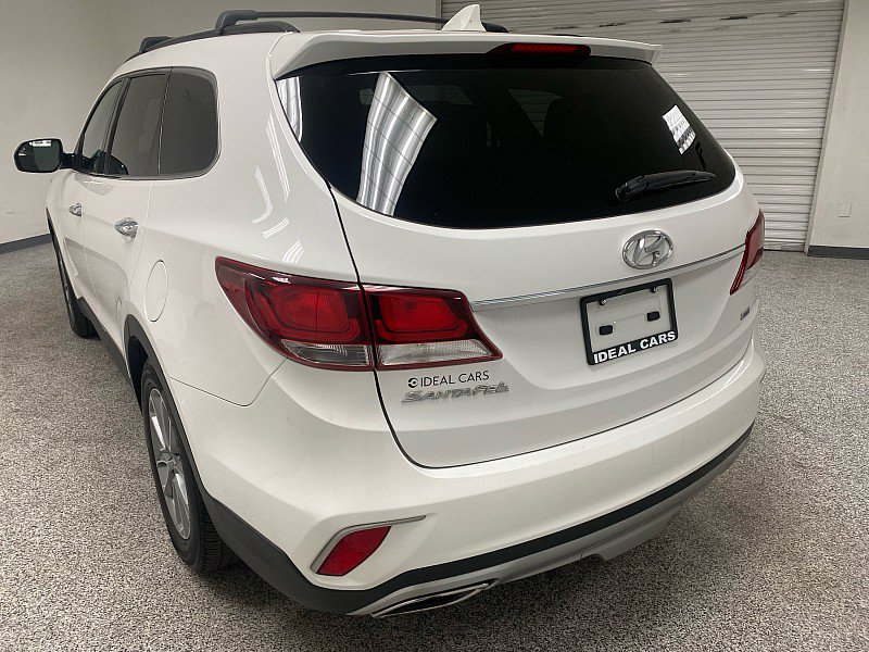 Used 2017 Hyundai Santa Fe SE image 7