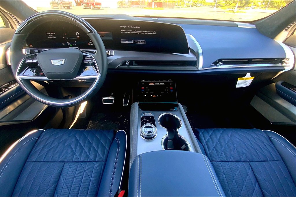 New 2026 Cadillac Vistiq Premium Luxury image 7