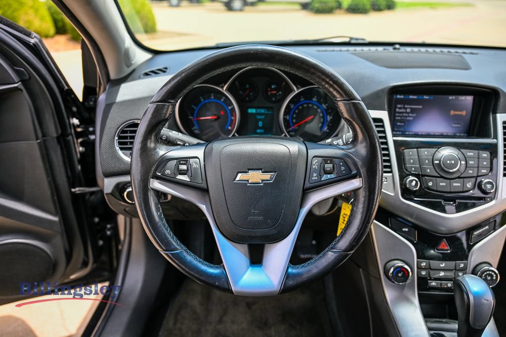 Used 2015 Chevrolet Cruze LT FWD image 12