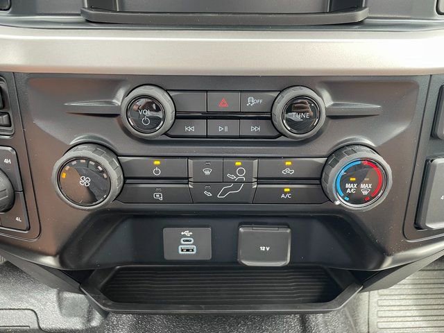 New 2025 Ford F450 XL w/ XL Chrome Package image 21