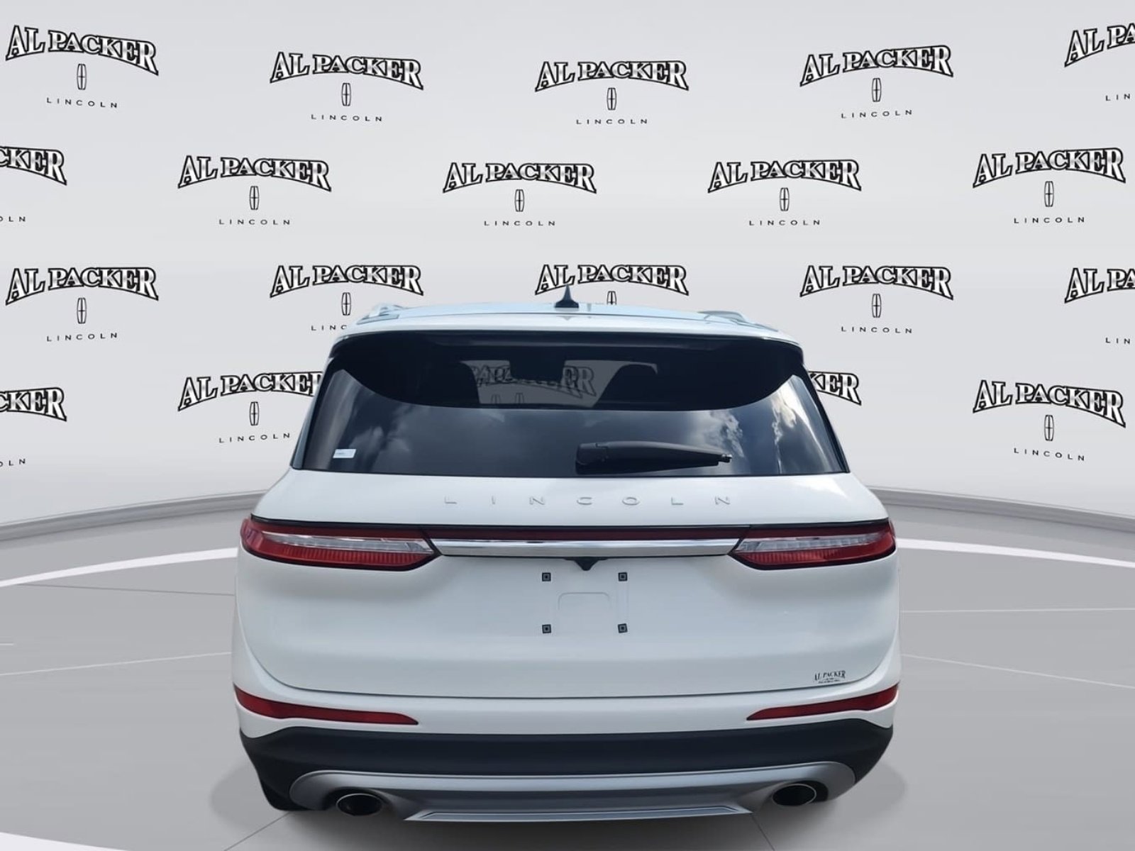 Used 2023 Lincoln Corsair Reserve image 4