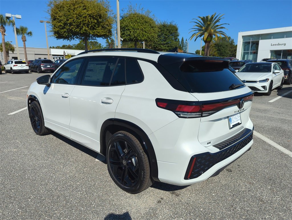 New 2026 Volkswagen Tiguan SE R-Line image 7