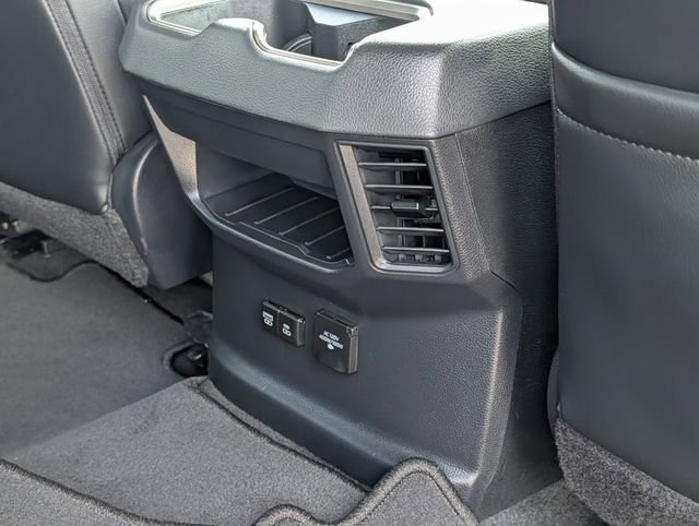 Used 2022 Toyota Tundra Limited image 32
