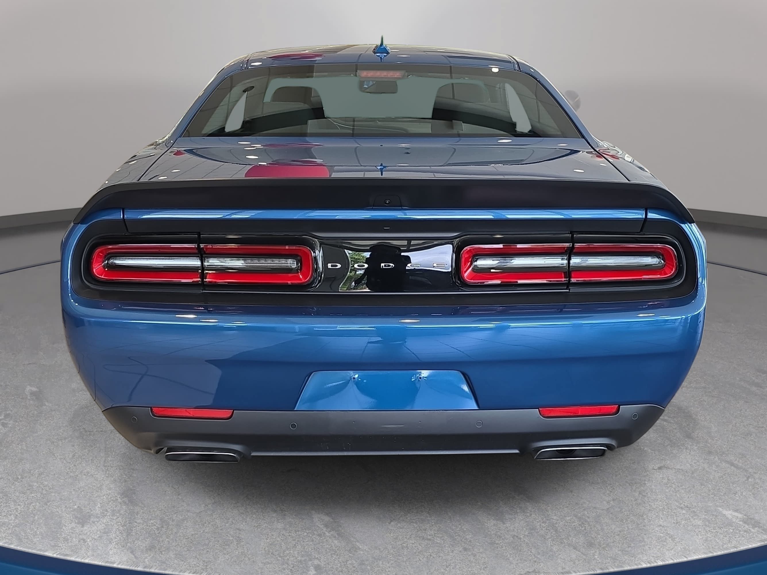 Used 2021 Dodge Challenger R/T Scat Pack RWD image 6