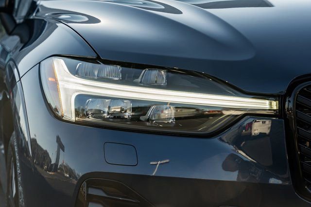 New 2026 Volvo XC60 B5 Plus w/ Climate Package image 14