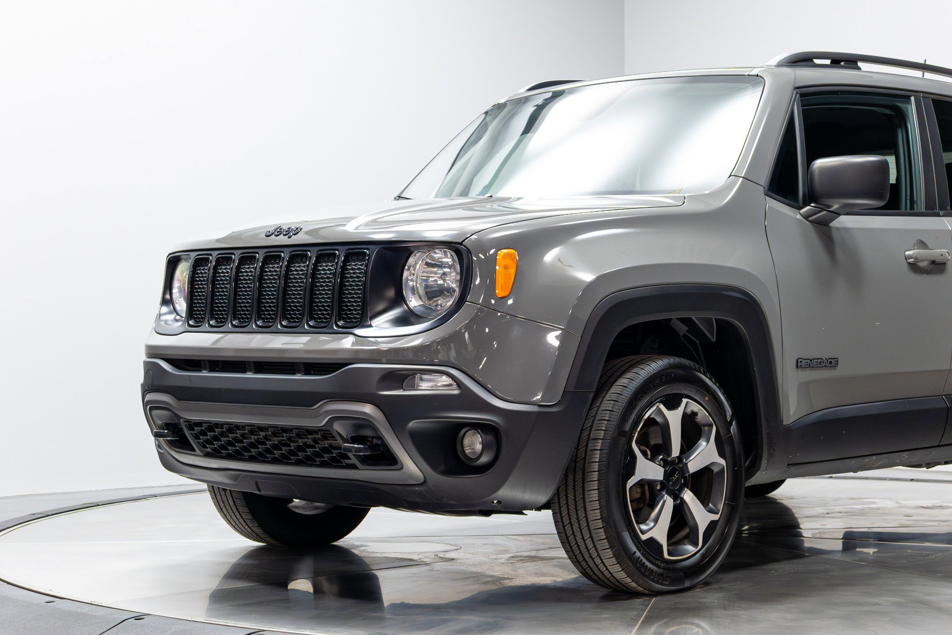 Used 2020 Jeep Renegade Sport image 4