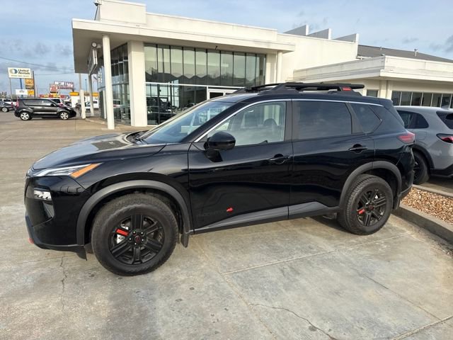 Used 2025 Nissan Rogue SV w/ Rock Creek Premium Package image 1
