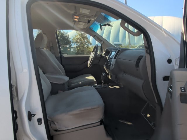 Used 2012 Nissan Frontier SV AWD/4WD image 25