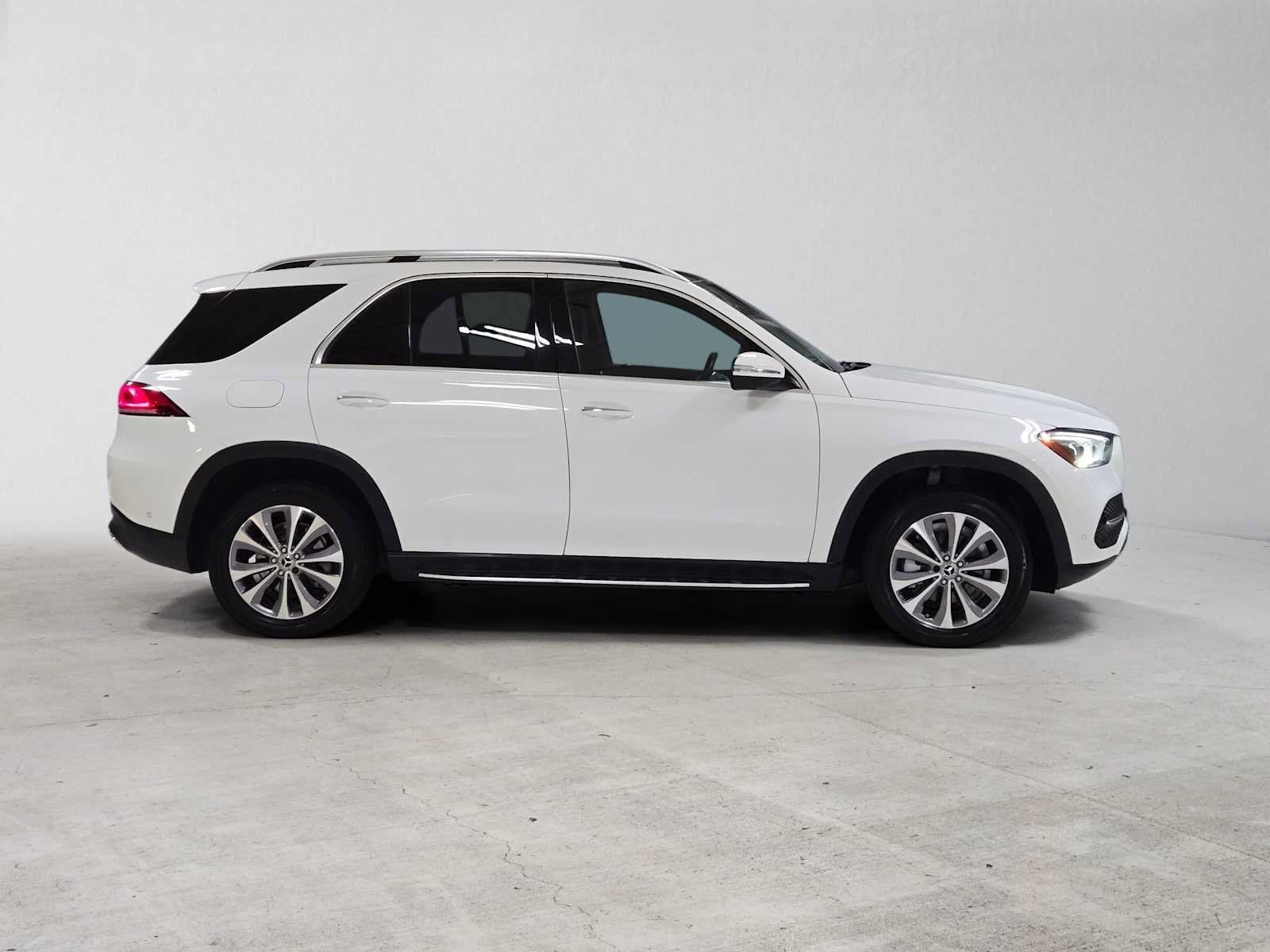 Certified 2022 Mercedes-Benz GLE 350 4MATIC image 2