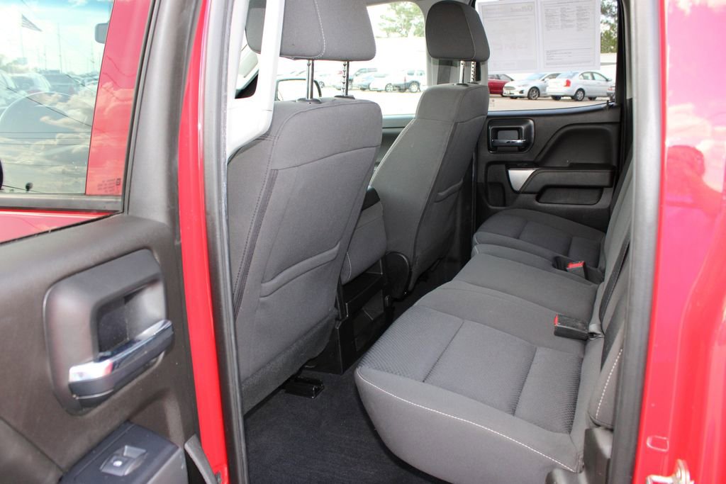 Used 2019 Chevrolet Silverado 1500 LT AWD/4WD image 7