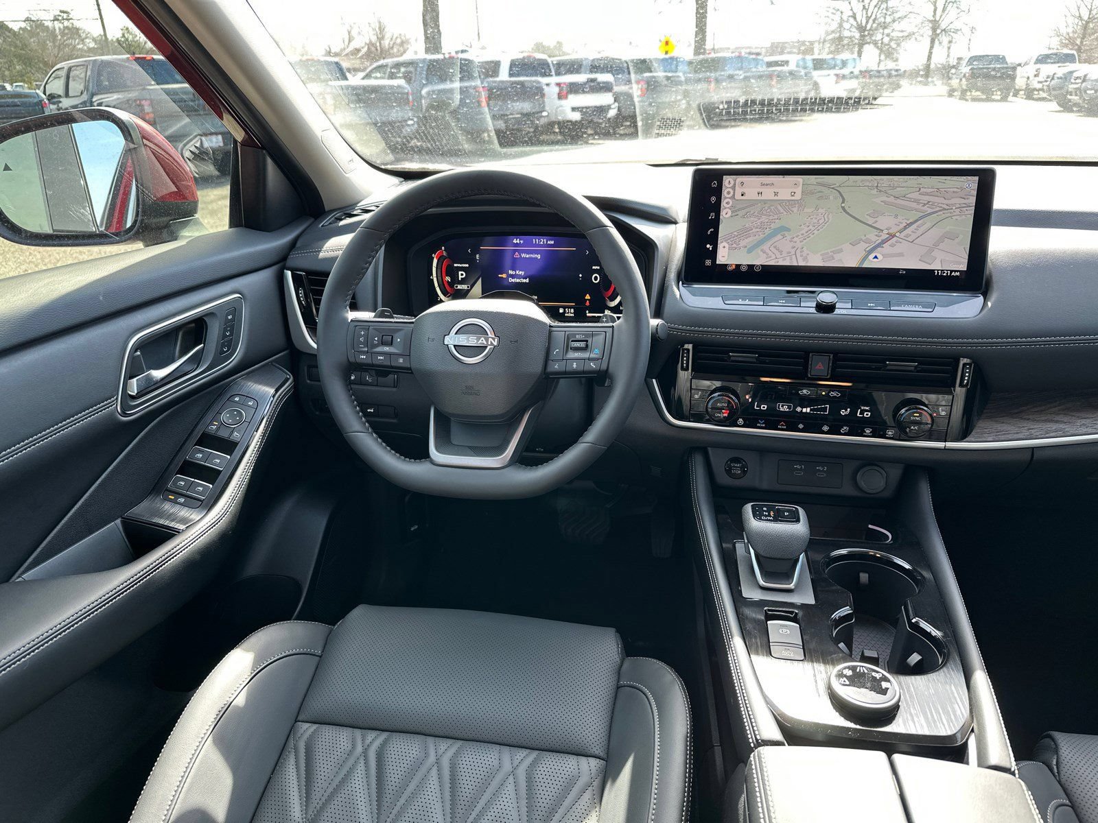 New 2026 Nissan Rogue Platinum w/ Tech Package AWD/4WD image 23