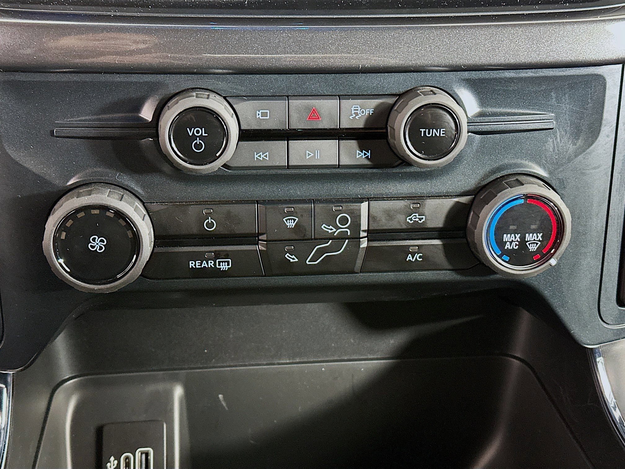 Used 2025 Ford F150 STX w/ Equipment Group 200A image 22