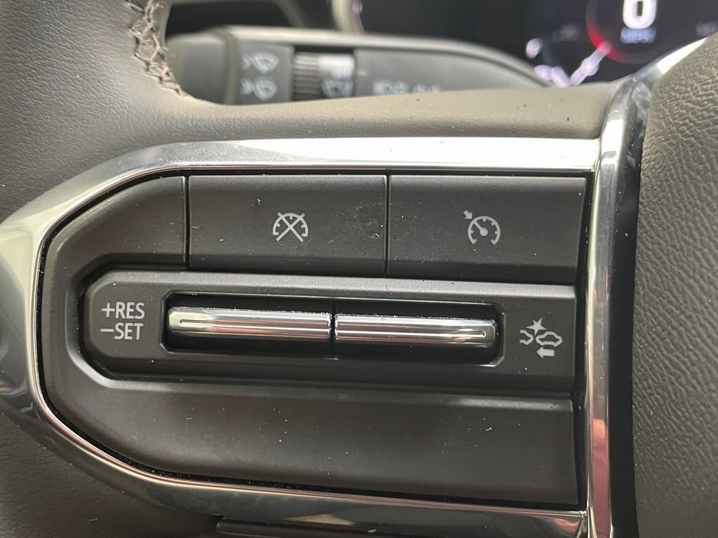 Used 2026 GMC Canyon Elevation image 19