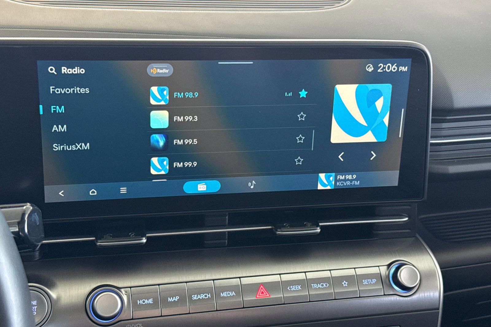 Used 2025 Hyundai Kona Limited FWD image 18
