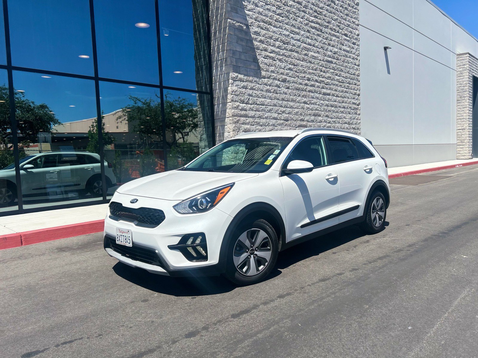 Used 2021 Kia Niro LX FWD image 11