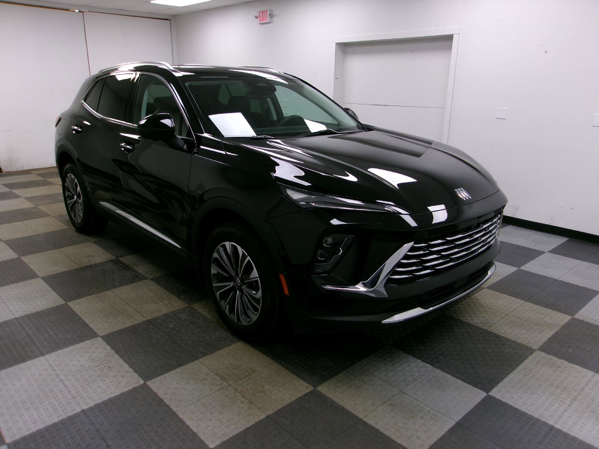 Certified 2025 Buick Envision Preferred image 15