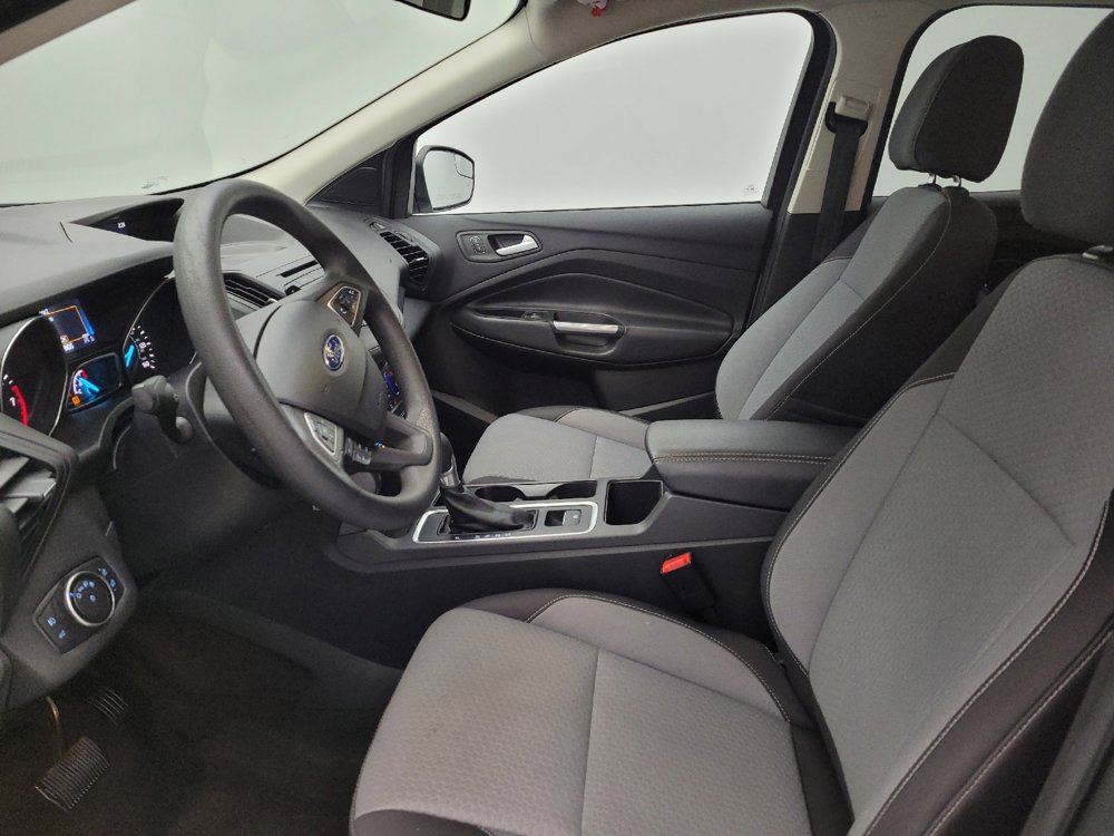 Used 2017 Ford Escape SE w/ SE Cold Weather Package AWD/4WD image 17