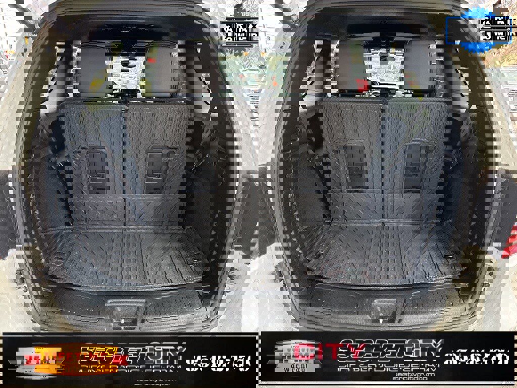 Used 2023 Dodge Durango R/T w/ Hemi Orange Plus Package image 20