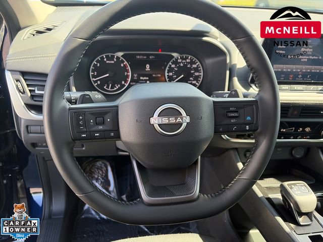 Used 2025 Nissan Rogue SV image 23