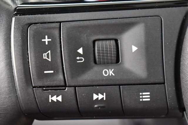 Used 2023 Nissan Pathfinder Platinum AWD/4WD image 26