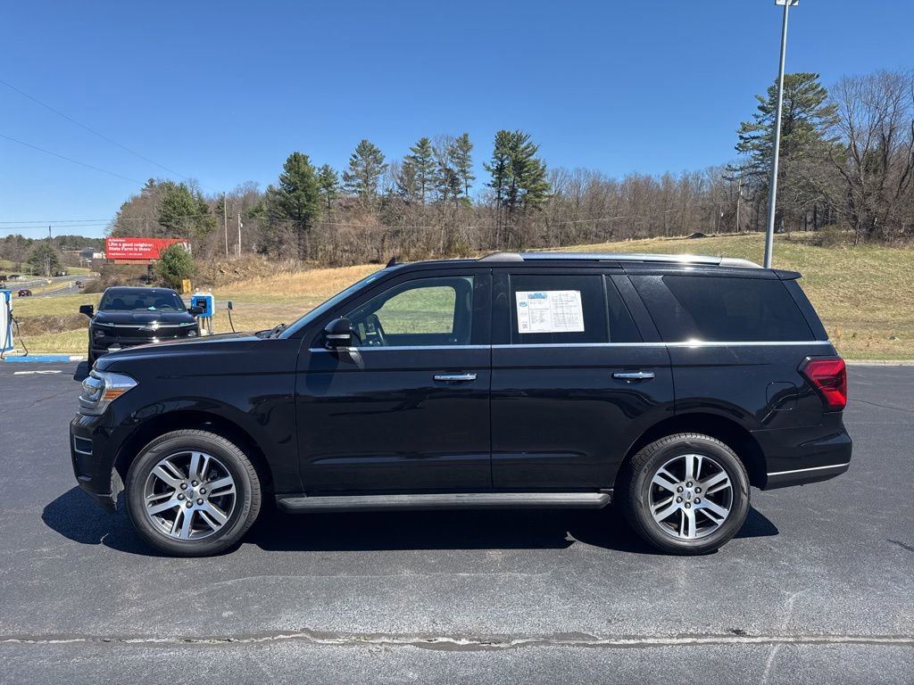 Used 2024 Ford Expedition Limited image 4