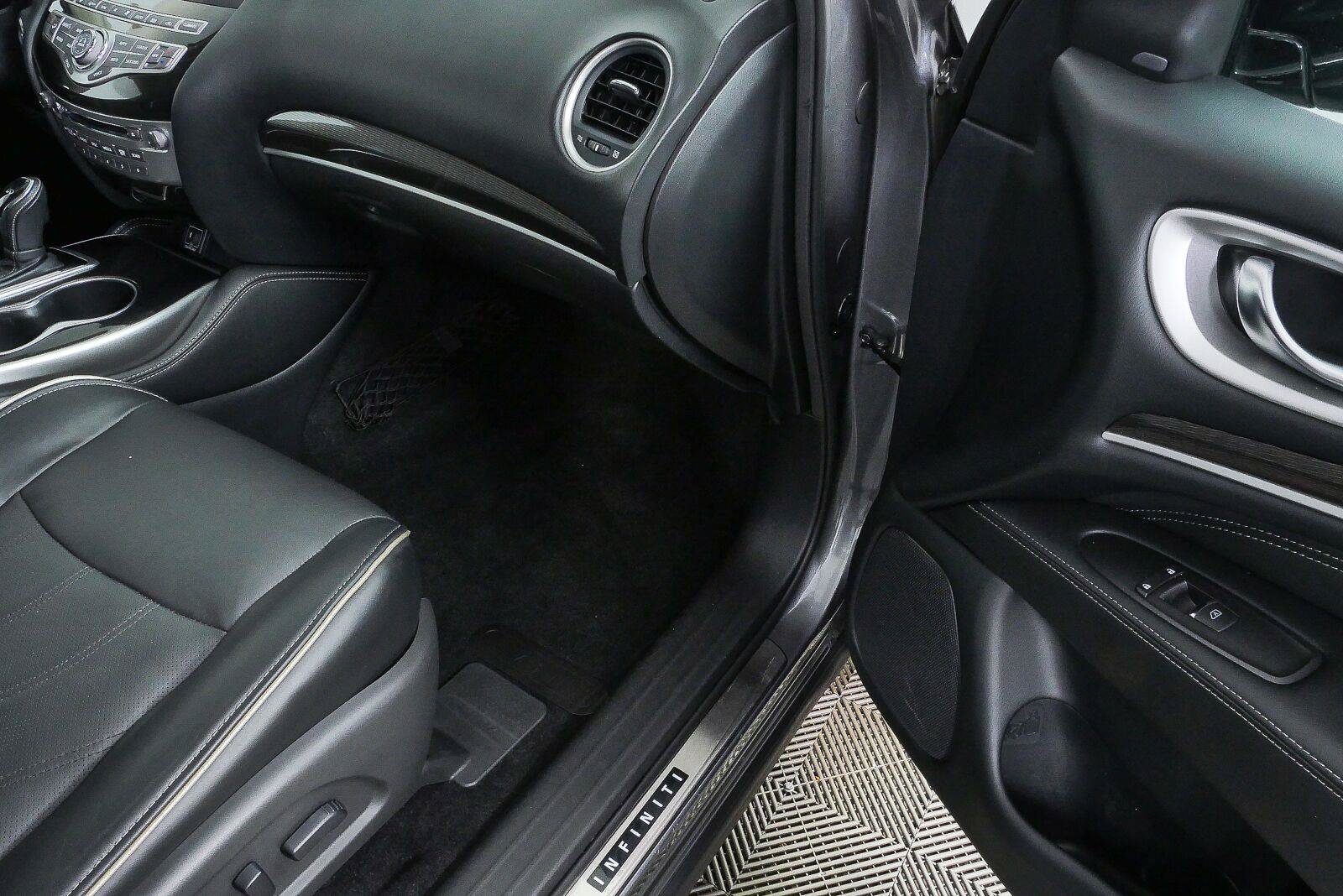 Used 2020 INFINITI QX60 Luxe w/ Essential Package AWD/4WD image 22