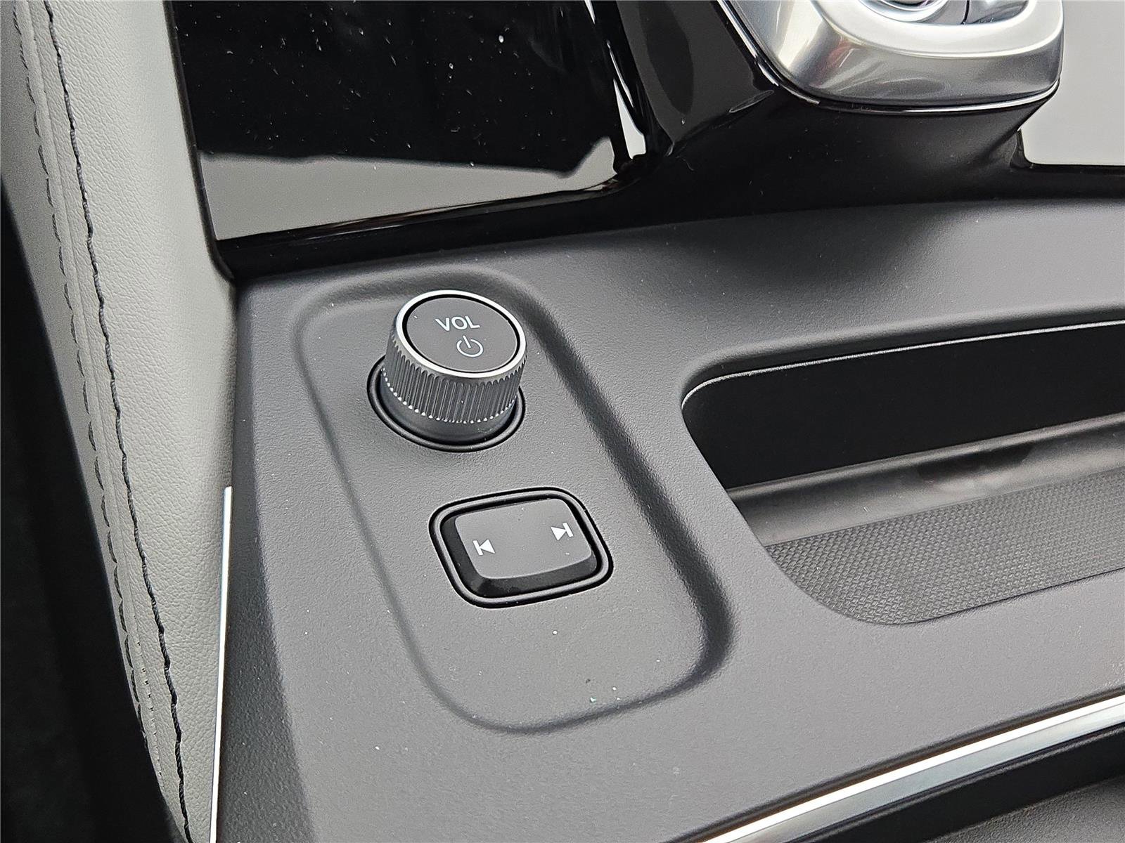 New 2026 Acura MDX SH-AWD w/ Advance Package image 11