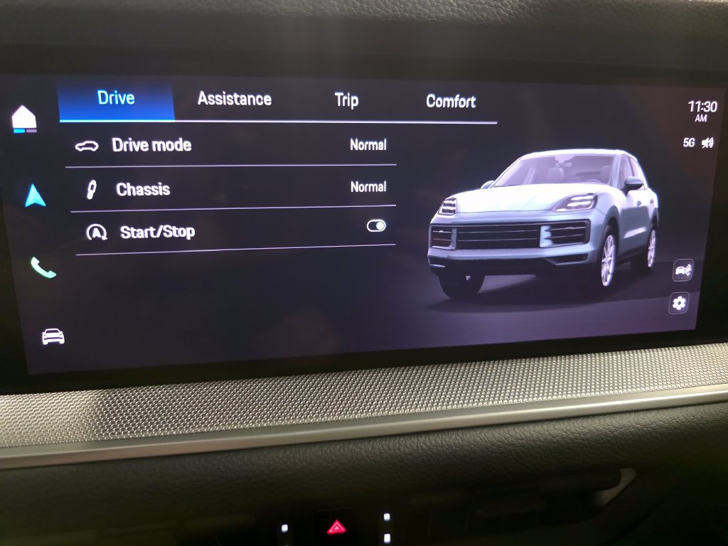 Certified 2026 Porsche Cayenne AWD/4WD image 36
