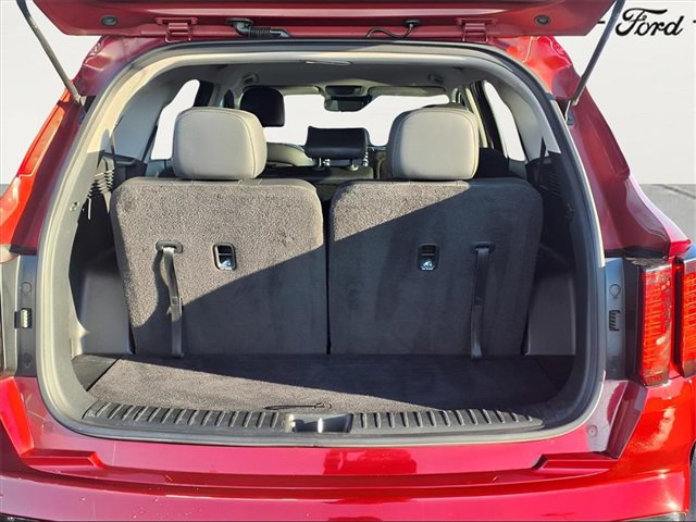 Used 2021 Kia Sorento S image 10