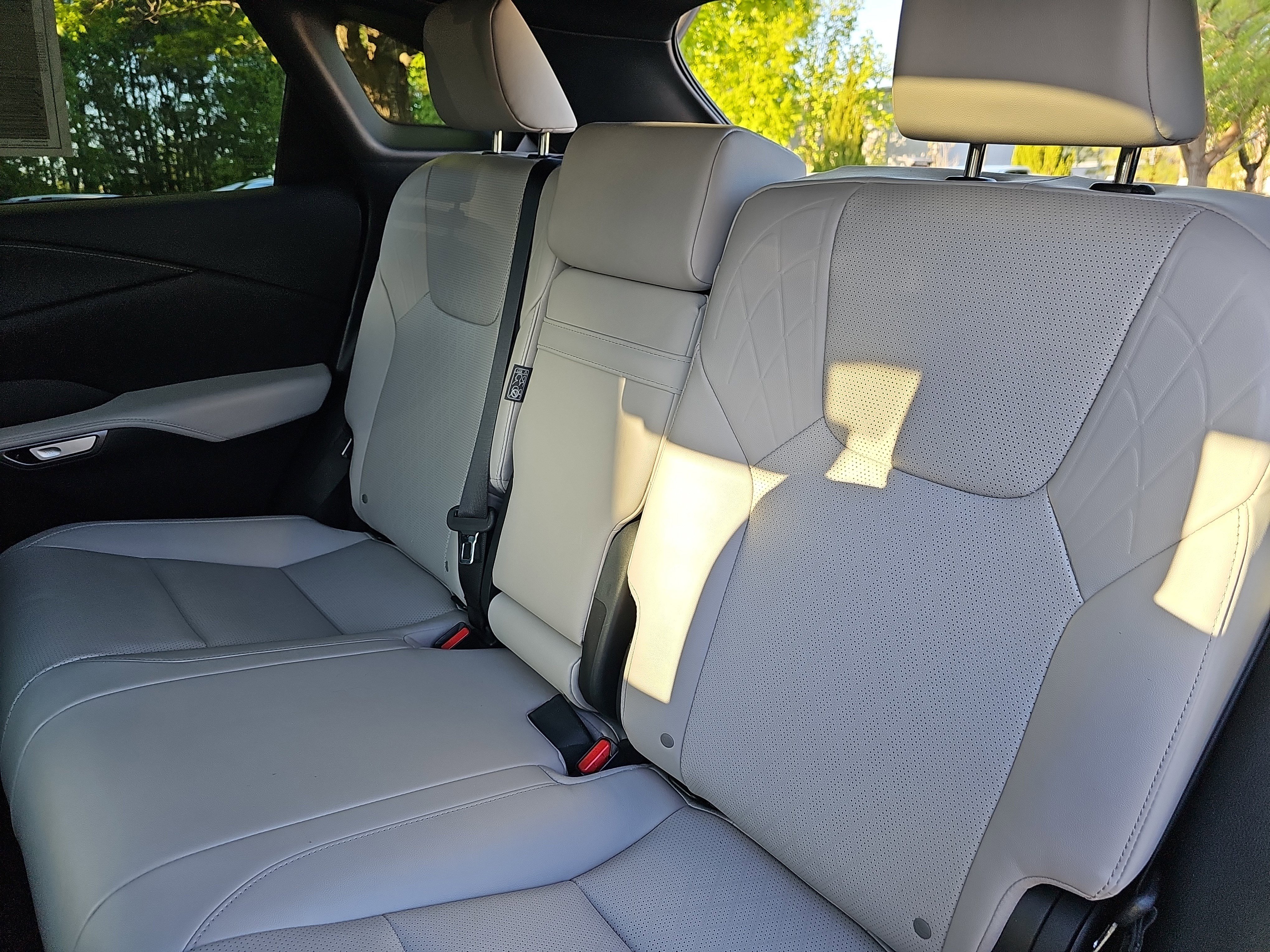 Used 2024 Lexus RX 350 Premium Plus w/ Convenience Package image 15