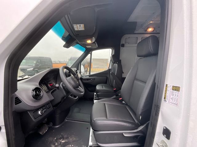 New 2024 Mercedes-Benz Sprinter 2500 w/ Acoustic Package image 19