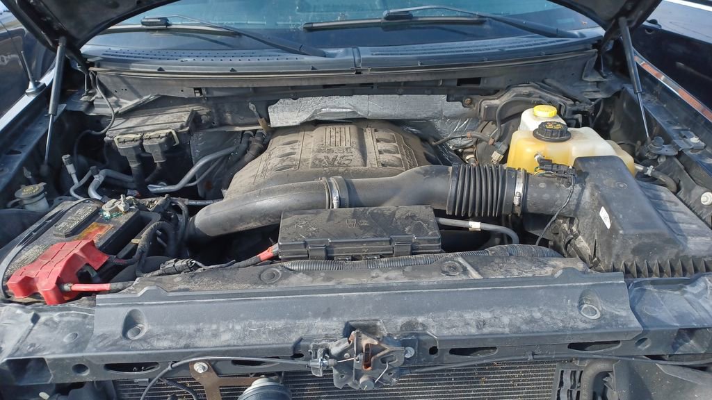 Used 2014 Ford F150 FX4 w/ Equipment Group 402A Luxury image 10