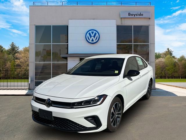 Used 2025 Volkswagen Jetta Sport image 4
