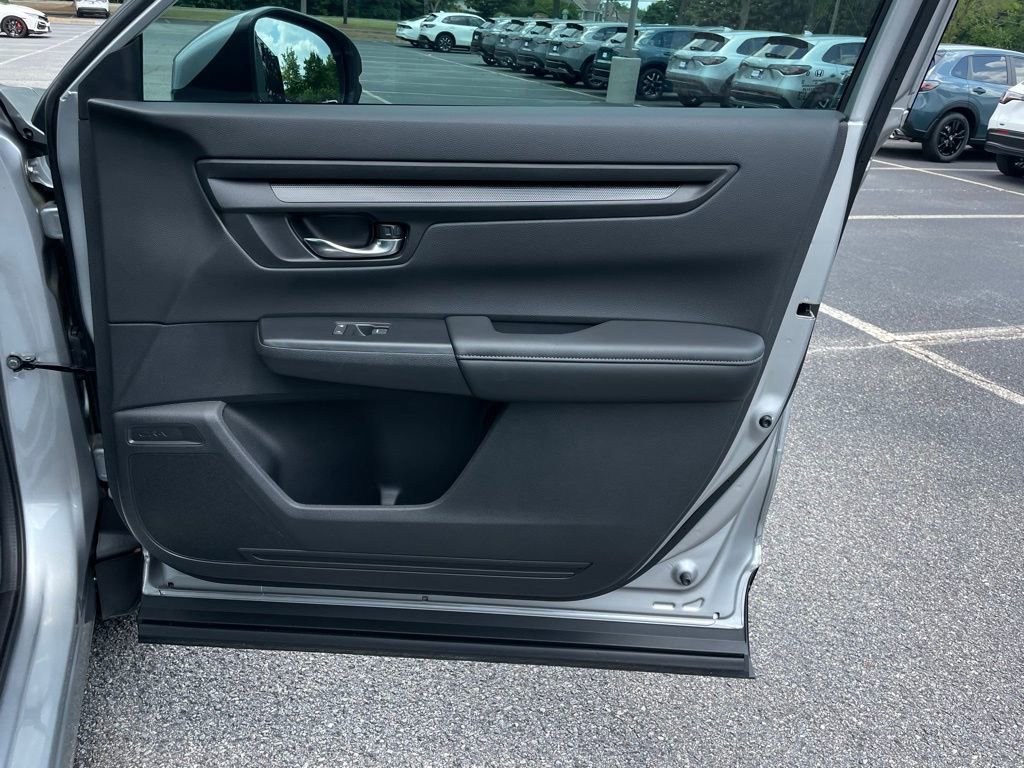 Certified 2025 Honda CR-V EX image 29