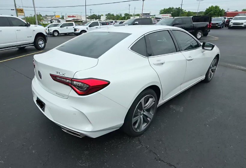 Certified 2022 Acura TLX SH-AWD w/ Advance Package image 2